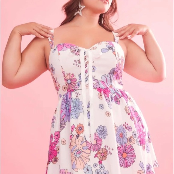 Dolls Kill Sugar Thrillz 
Devine Blissful Lane Floral Dress (Plus Size 1XL) - Picture 2 of 5